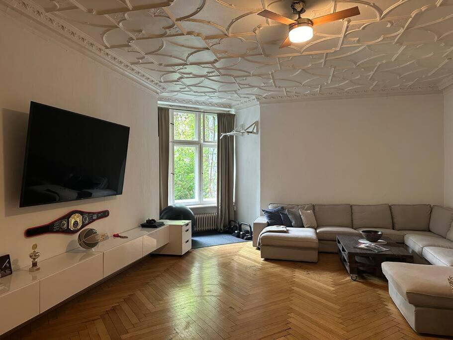 Grosses Apartment Am Kudamm Berlín Exteriér fotografie